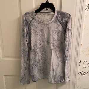 LULULEMON swiftly tech long sleeve size 10